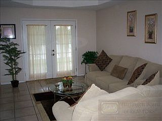 5th image of 5900 Lourdes Blvd