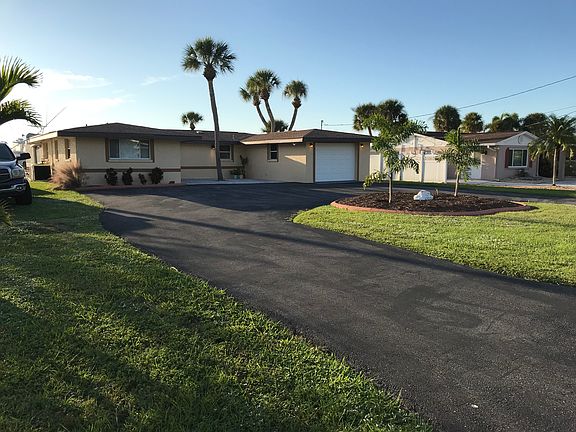 4th image of 1428 Lemon Bay Dr