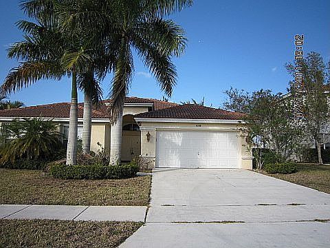 2nd image of 1186 14th St