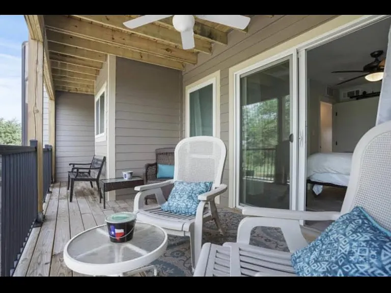 551 Demarett Dr #4 — Photo 16