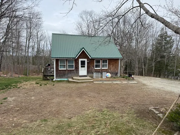 29 Woodland Road, Ellsworth, ME 04605