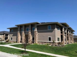 2810 Bobcat Dr UNIT 102, Ames, IA 50014