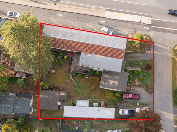 720 Rogue River Hwy, Grants Pass, OR 97527