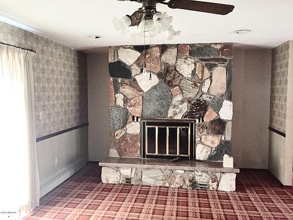 3rd image of 14653 Wigwam Ln