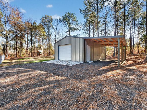 2nd image of 1539 Ben Franklin Rd