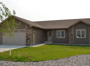 1324 Silverton Dr, Ranchester, WY 82839