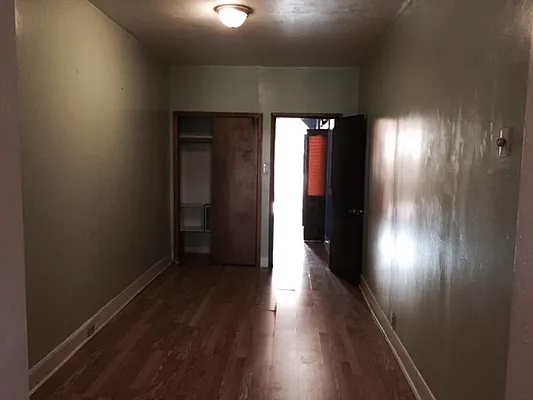 Rented by Premier Metro Realty Corp | media 12