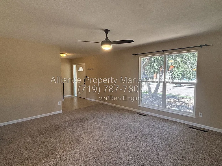 3823 Windsong Ct — Photo 4
