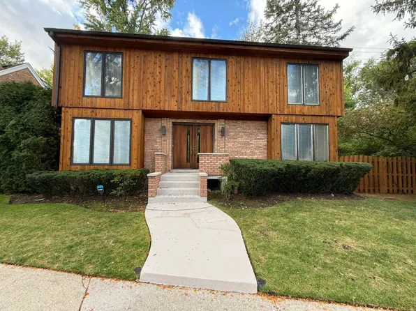 6148 N Lowell Ave, Chicago, IL 60646