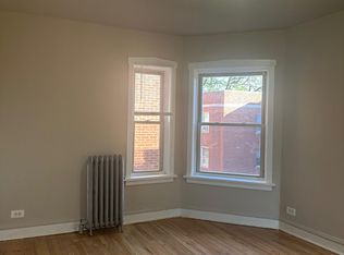 4029 W Melrose St, Chicago, IL 60641