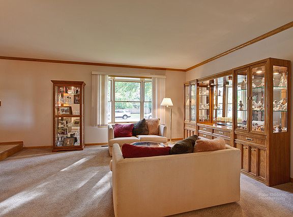 4th image of 1336 E Eton Dr