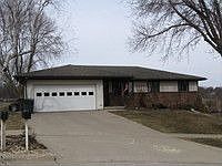 1st image of 3319 Surrey Ct