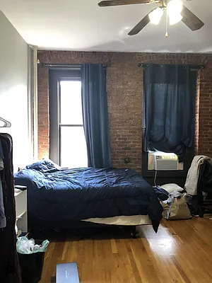 Rented by R New York | media 103