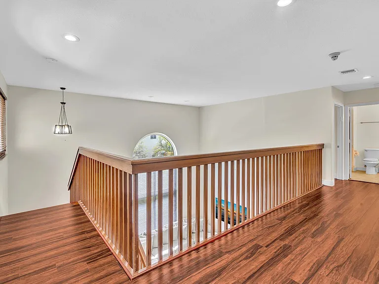 10310 Santiago St — Photo 47