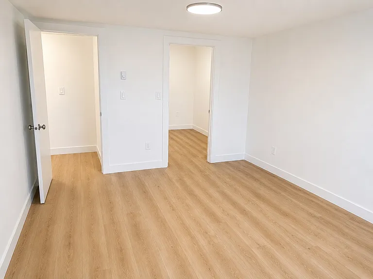 8711 S 114th St #6A — Photo 14