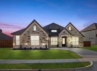 3305 Beverly Hills St, Burleson, TX 76028