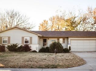 327 S Heather Ln, Maize, KS 67101