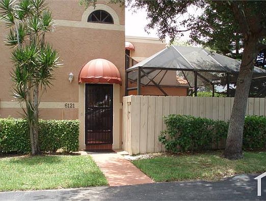 1st image of 6121 Seven Springs Blvd