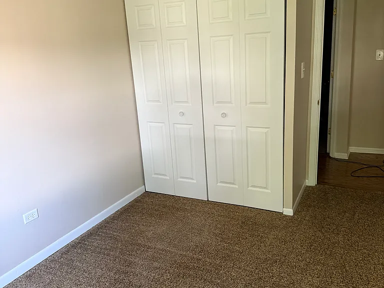 1519 N Windsor Dr #210 — Photo 4