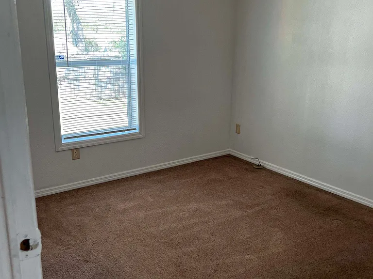6631 Old Orchard Ave — Photo 15
