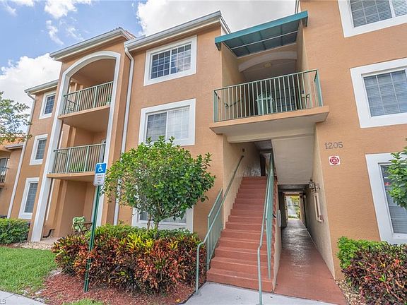 2nd image of 1205 Wildwood Lakes BLVD #5-303