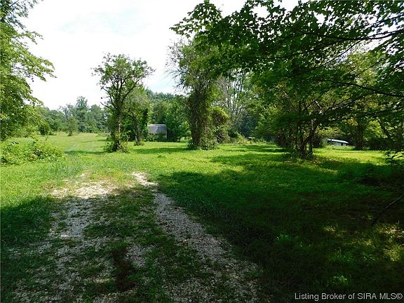 3rd image of 7562 E State Road 160