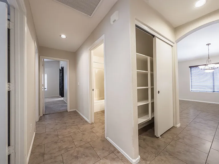 14704 W Lamoille Dr — Photo 7