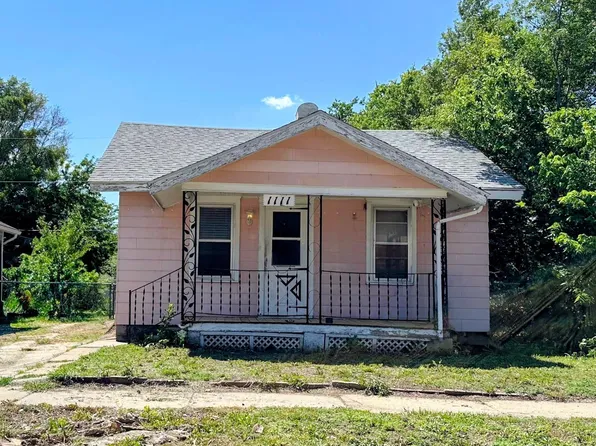 1111 N 8th St, Salina, KS 67401
