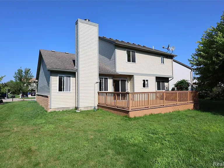 3361 Milcroft Ct — Photo 38