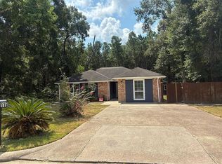 116 Oakmont Dr, Conroe, TX 77301