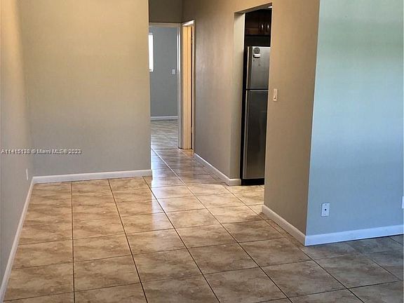 3rd image of 4521 NE 21st Ave APT 2