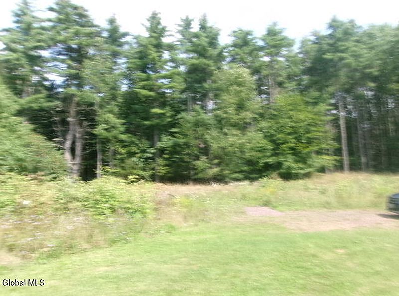 5th image of 271 Hickey Road