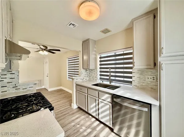 4805 Nara Vista Way Unit 203, Las Vegas, NV 89103