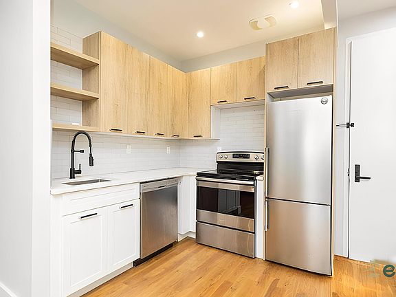 4th image of 1499 Nostrand Ave #1D