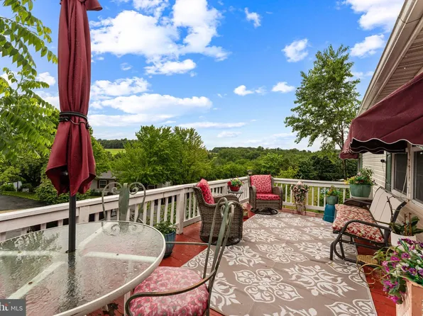 32 Kestrel St, Kutztown, PA 19530