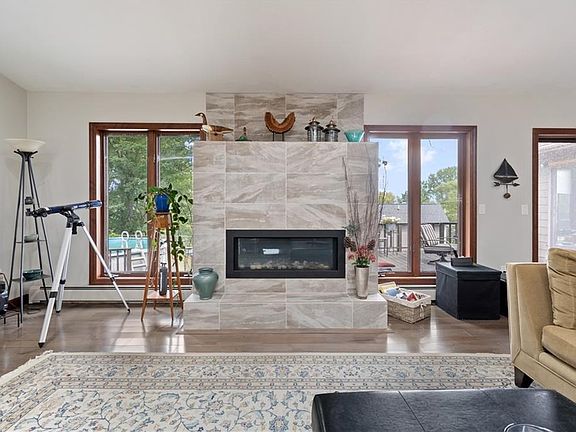2nd image of 8413 Wickham Blvd