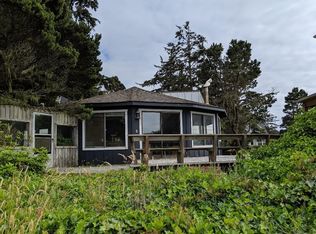 344 SW 29th St, Newport, OR 97365