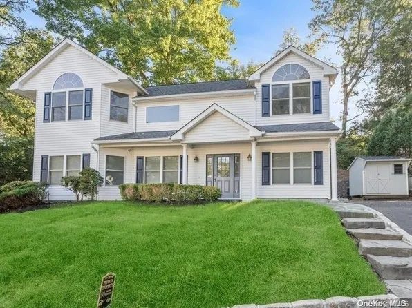 6 Highland Drive, Centerport, NY 11721