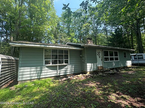 2nd image of 6026 Beech Dr