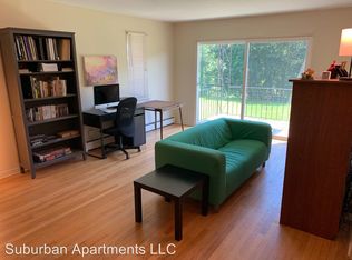 300 Highland Ave APT D, Cheshire, CT 06410