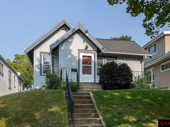 910 N 2nd St, Mankato, MN 56001