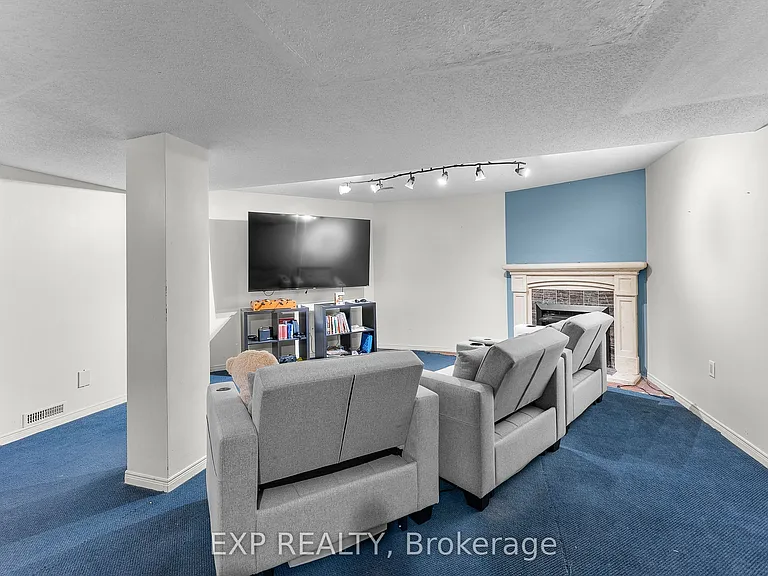 3 Briarsdale Cres — Photo 21