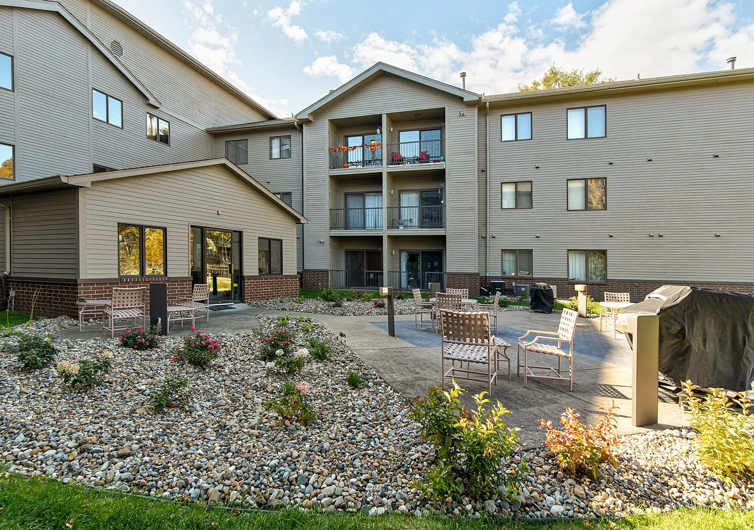 Beaver & Adams Senior Apartments — Photo 4
