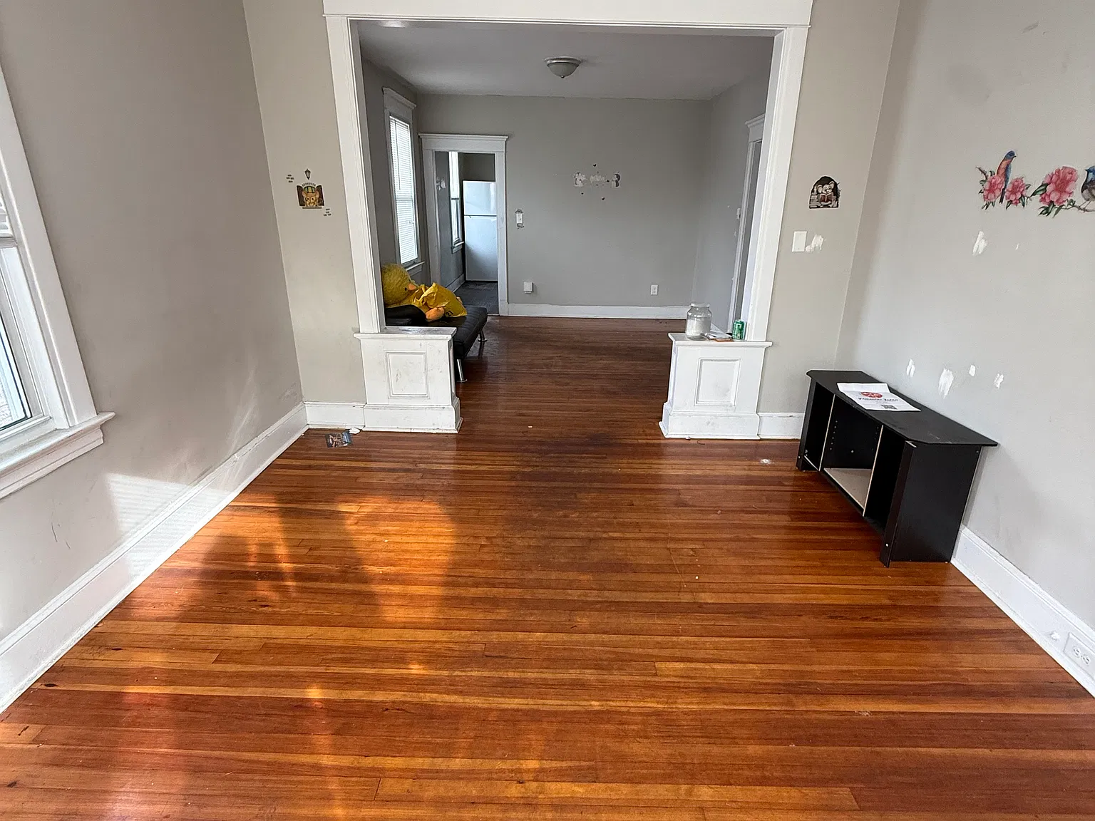 3 bed, $2,100 — Photo 2