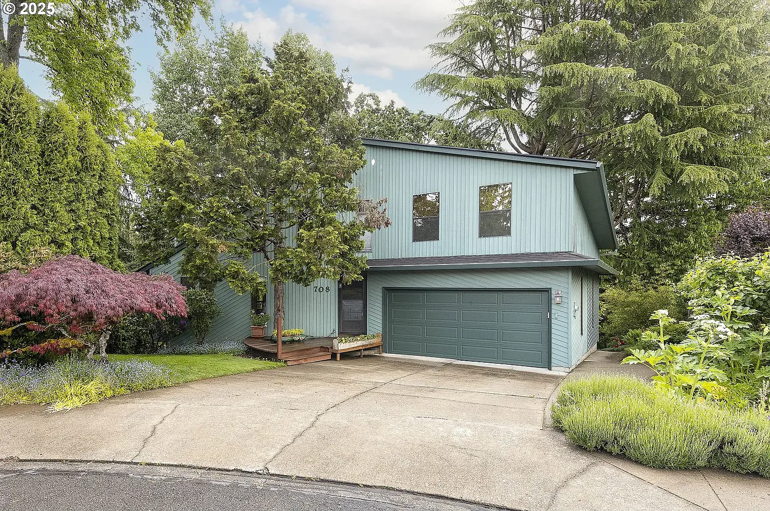 4 bed, 2505 sqft, $2,500 — Photo 1