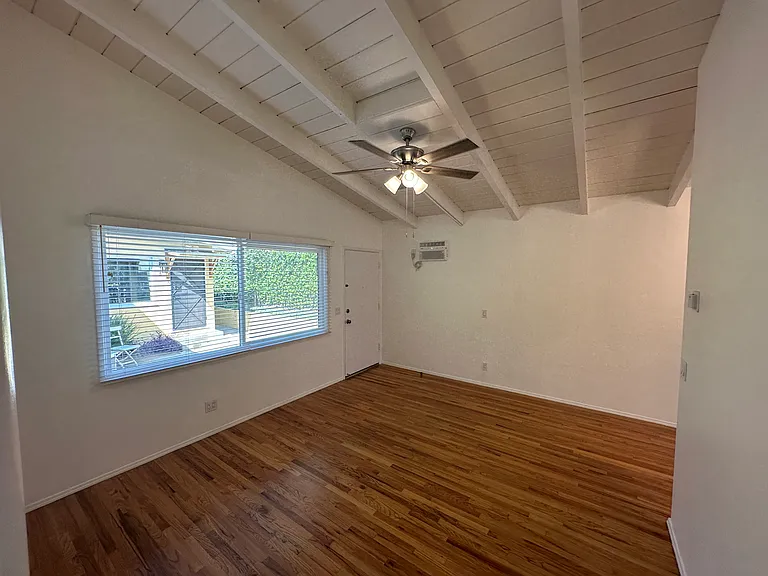 1711 Holly Dr #1711 — Photo 6