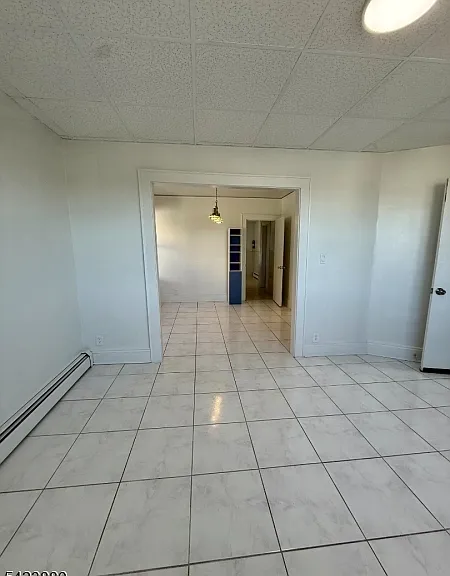 123 Clark Pl — Photo 3