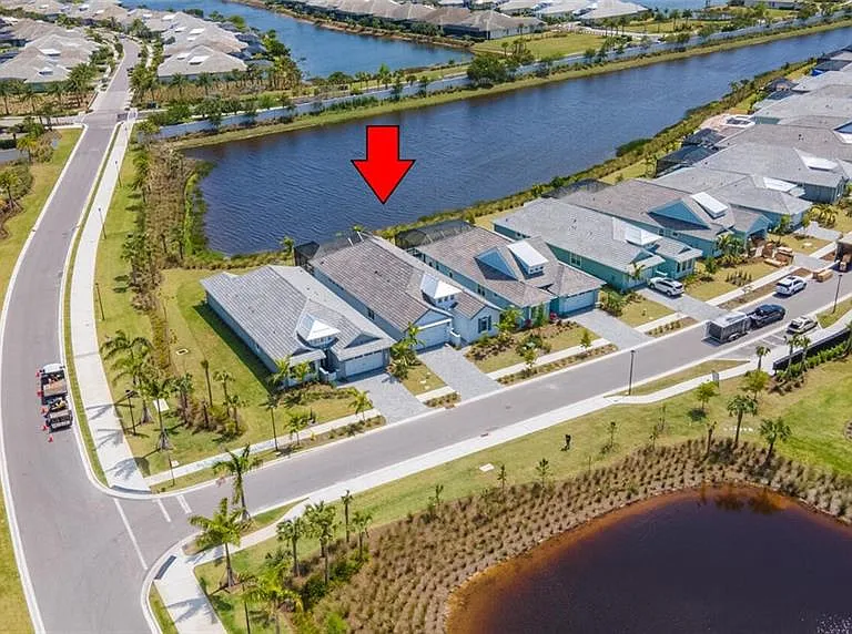 8754 Calypso Ct — Photo 2