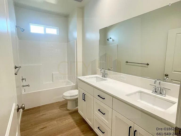 8607 Avon St — Photo 8