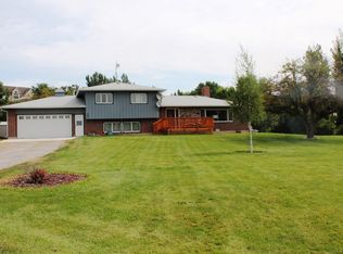 305 Henry Rd, Riverton, WY 82501